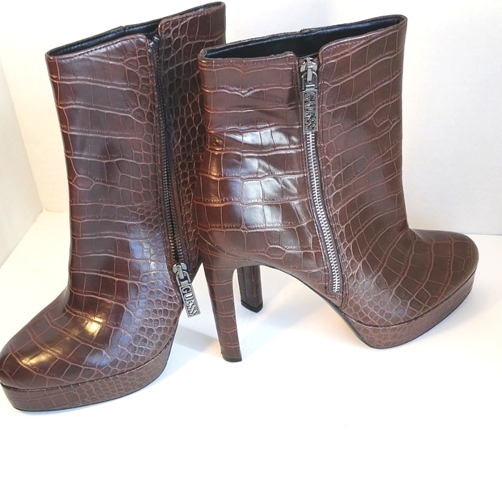 Guess brown croc embossed platform stiletto ankle boots size 10M/heel 5.5in